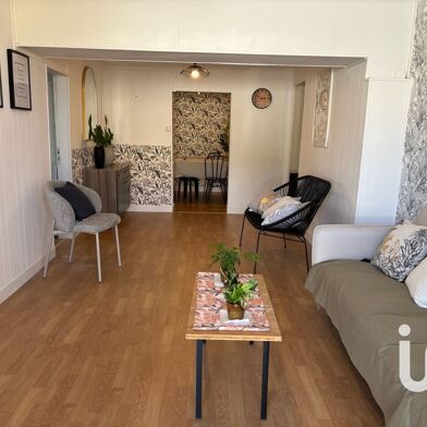 Maison 5 pièces 1400 €