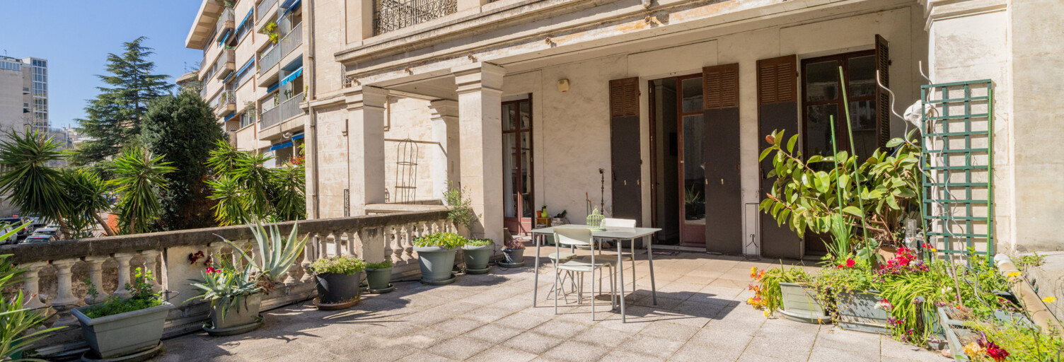 Commerce  154 m² à vendre à Marseille 8 (13008)