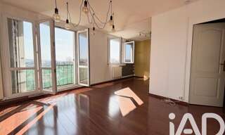 Appartement 5 Pièces 75 m² à vendre à Charleville-Mézières (08000)