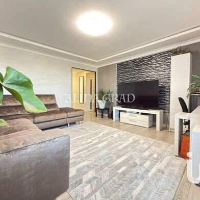 Appartement 4 pièces 262000 €