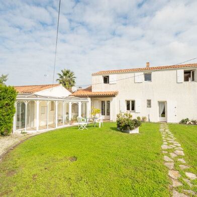 Maison 7 pièces 399000 €