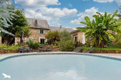 Maison 14 pièces 549900 €