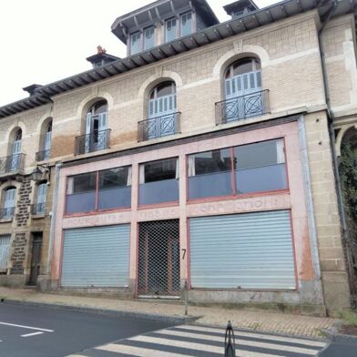 Immeuble  265500 €