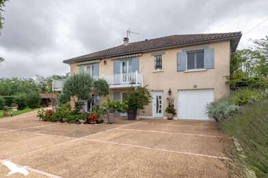 Maison 7 pièces 270810 €