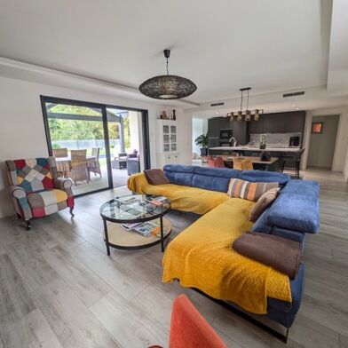 Maison 5 pièces 549675 €