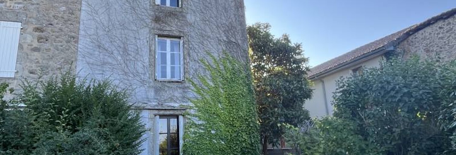 Maison 7 Pièces 230 m² à vendre à Rochechouart (87600)