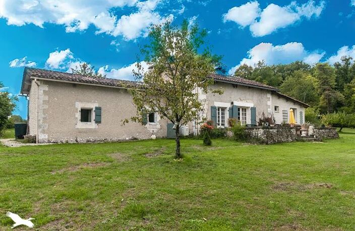 Vente maison 4 pièces 145 m² Ribérac (24600) — photo 2