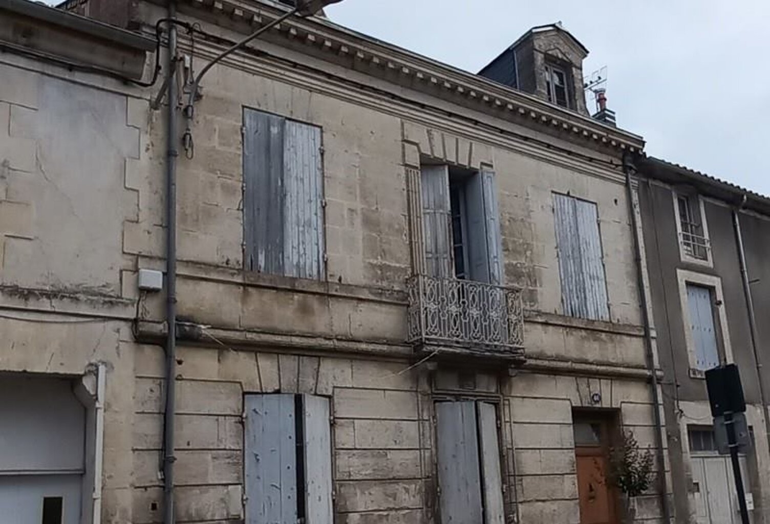 Maison de ville de 7 pièces principales — photo 1