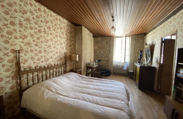 Maison de bourg de 8 pièces principales — photo 2