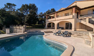 Maison 8 Pièces 390 m² à vendre à Nîmes (30000)