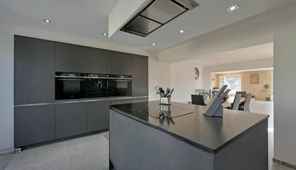 Villa / Maison 8 pièces  à vendre Nîmes 30000