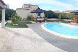 Villa avec piscine sur 3611 m2 de terrain