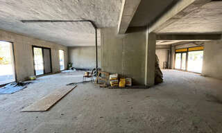 Commerce  209 m² à louer à Aix-en-Provence (13090)