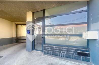 Commerce 2 pièces 28500 €