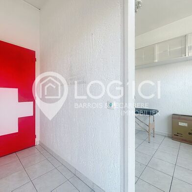 Commerce 2 pièces 28500 €