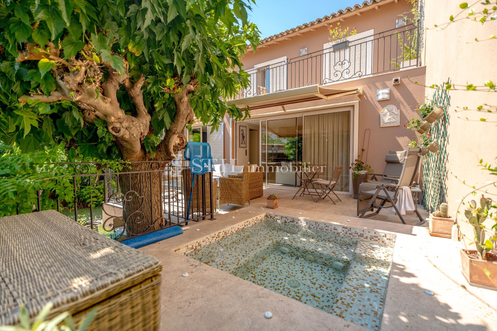 Villa / Maison  T5 à vendre Sainte-Maxime 83120