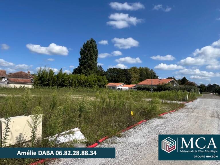 Terrain à bâtir à Bénesse-Maremne (40230) — photo 1