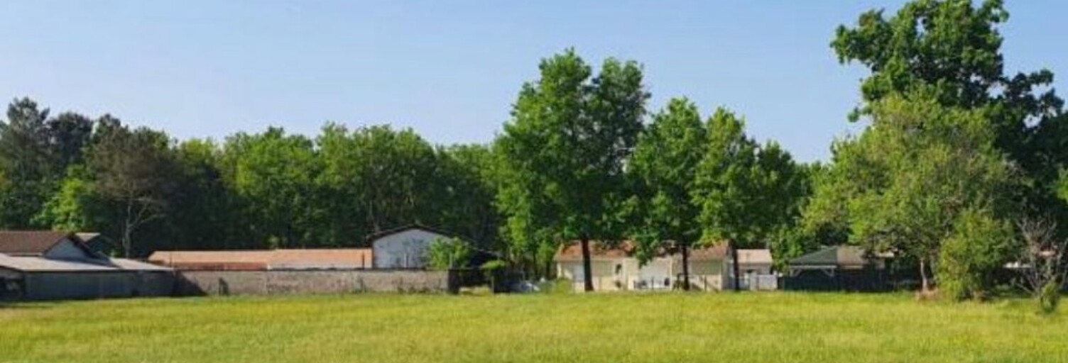 Terrain  700 m² à vendre à Saint-Magne (33125)