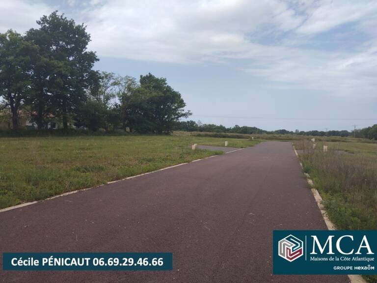Terrain à bâtir à Pomarez (40360) — photo 1