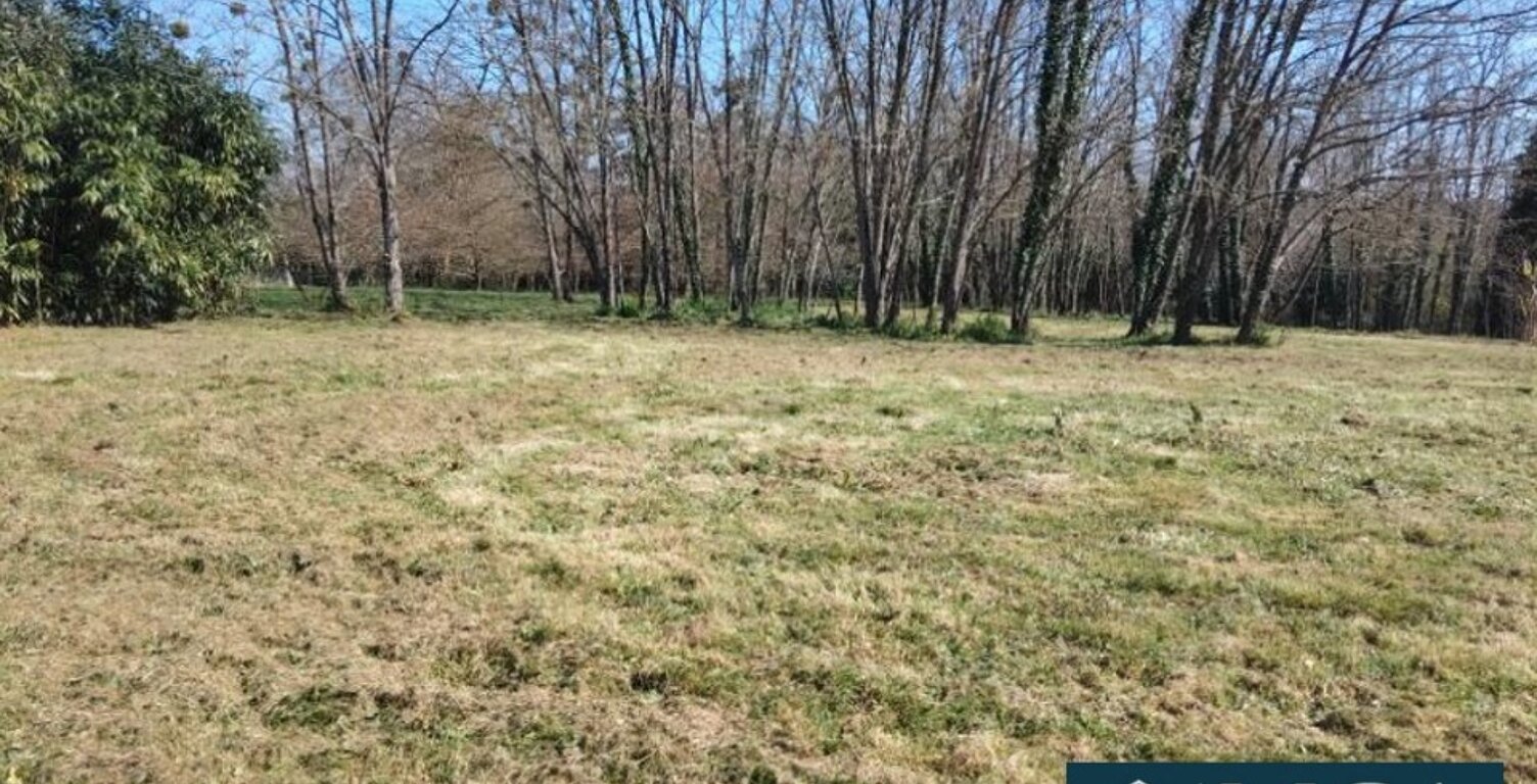 Terrain à bâtir à Gamarde-les-Bains (40380) — photo 1
