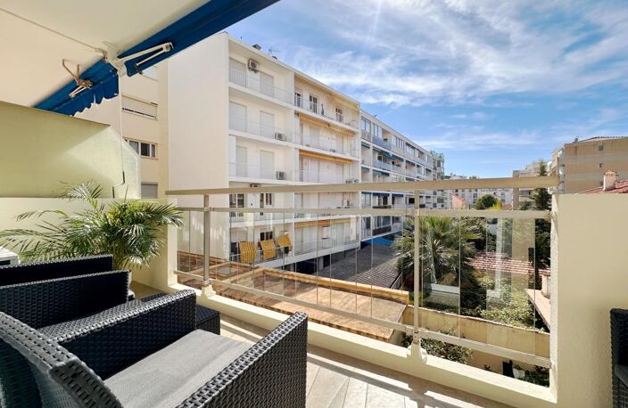 Cannes Palm Beach — 2 pièces 32 m², première ligne — photo 3