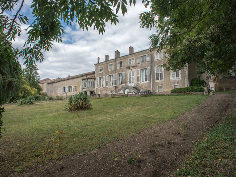 DOMAINE DE 23 PIECES ET 655 M² — photo 1