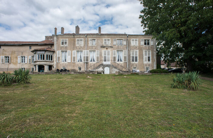 DOMAINE DE 23 PIECES ET 655 M² — photo 5
