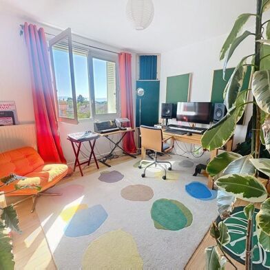 Appartement 3 pièces 144000 €