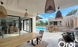 Maison 4 Pièces 136 m² à vendre à Lecci (20137)