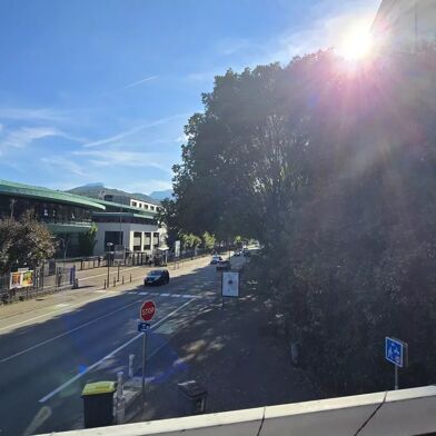 Appartement 3 pièces 215000 €