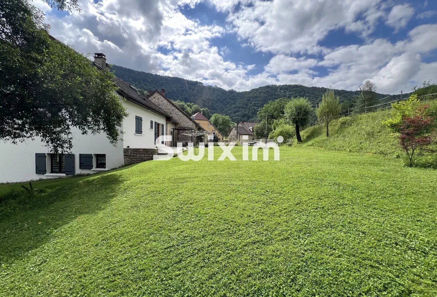 MAISON — photo 1