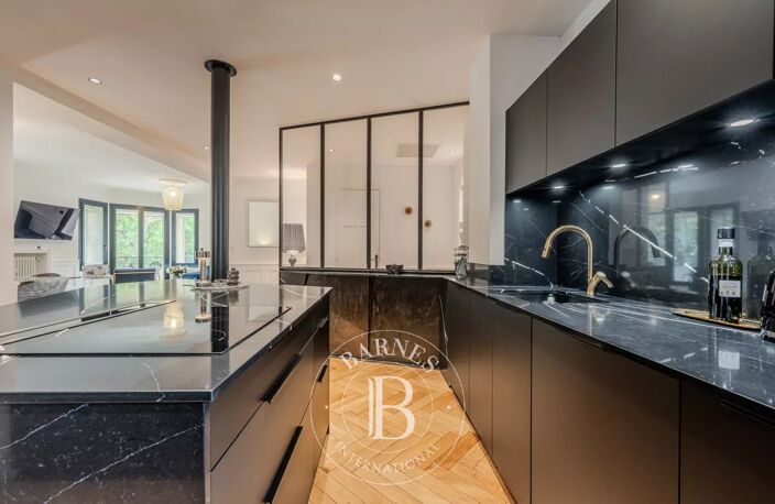 AIX-EN-PROVENCE – CENTRE-VILLE - APPARTEMENT 123M2 - 2 CHAMBRES — photo 3