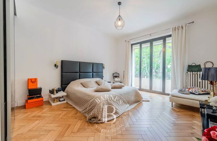 AIX-EN-PROVENCE – CENTRE-VILLE - APPARTEMENT 123M2 - 2 CHAMBRES — photo 4
