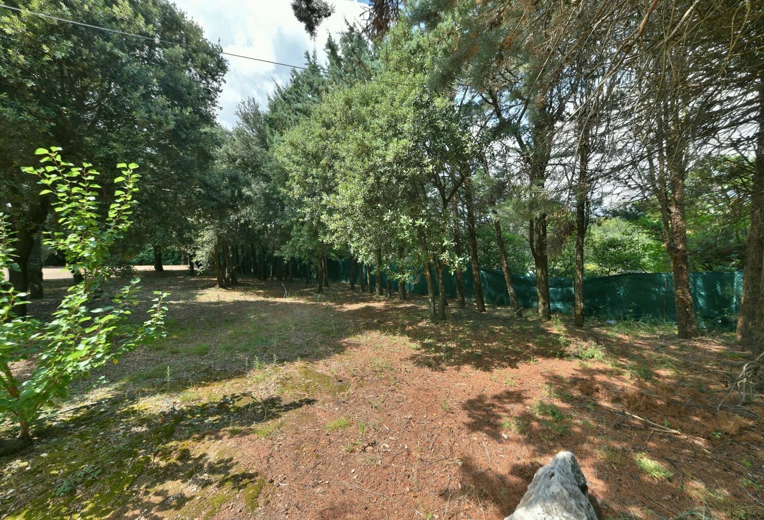 A 5km d'Uzès, Terrain constructible — photo 1