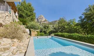 Maison 9 Pièces 250 m² à vendre à Vence (06140)