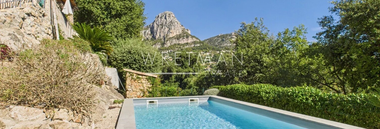 Maison 9 Pièces 250 m² à vendre à Vence (06140)