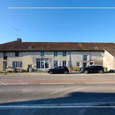 Immeuble  341250 €