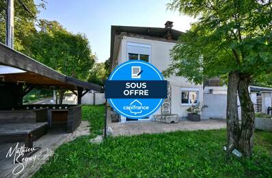 Ensemble immobilier pro/perso à St Genis Laval — photo du bien