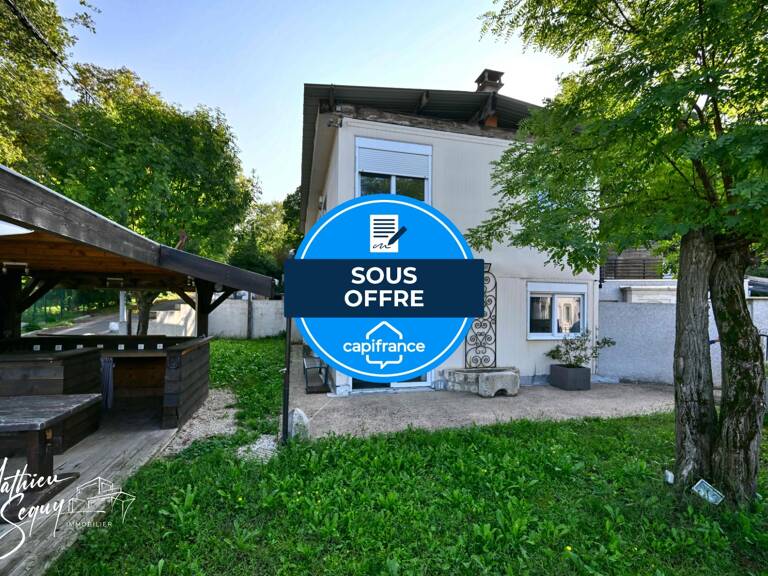 Ensemble immobilier pro/perso à St Genis Laval — photo 1