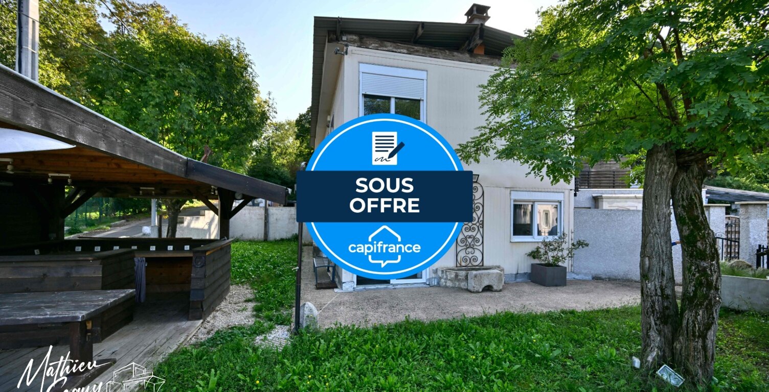 Ensemble immobilier pro/perso à St Genis Laval — photo 1