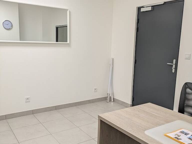 Dpt Isère (38), à louer BOURGOIN JALLIEU bureau 15 m² — photo 1