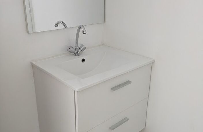 Dpt Isère (38), à louer BOURGOIN JALLIEU Local commercial 75 m² — photo 4