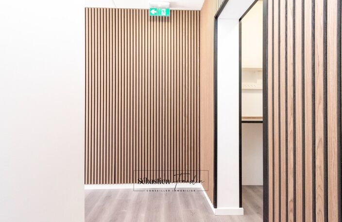 Dpt Bouches du Rhône (13), à louer GEMENOS Bureau 13 m² - Climatisation réversible - Electricité et fibre (inclus dans les charges) - Stationnement facile - Rénové — photo 4