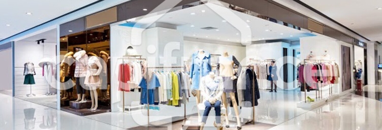 Commerce  850 m² à louer à Angers (49000)