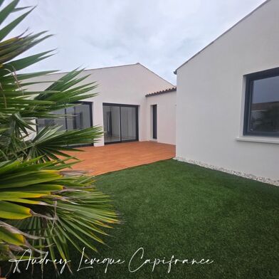 Maison 5 pièces 332500 €