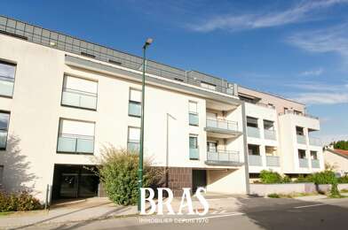 Appartement 3 pièces 249100 €
