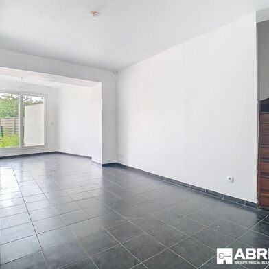 Maison 5 pièces 1000 €