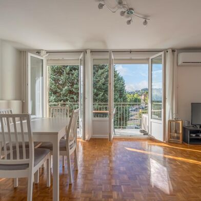 Appartement 4 pièces 220000 €