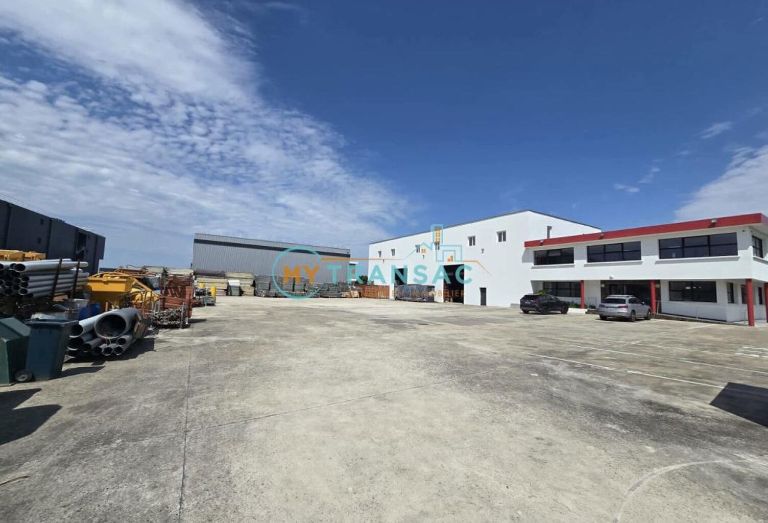 Bondoufle A VENDRE 965m² bâtiment indépendant sur un terrain de 3350m² — photo 1
