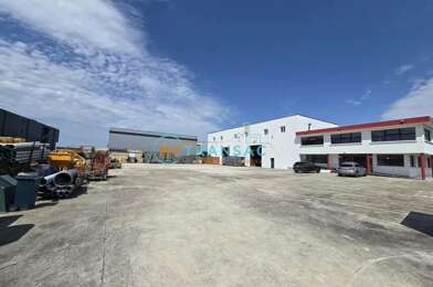 Local industriel  3100000 €
